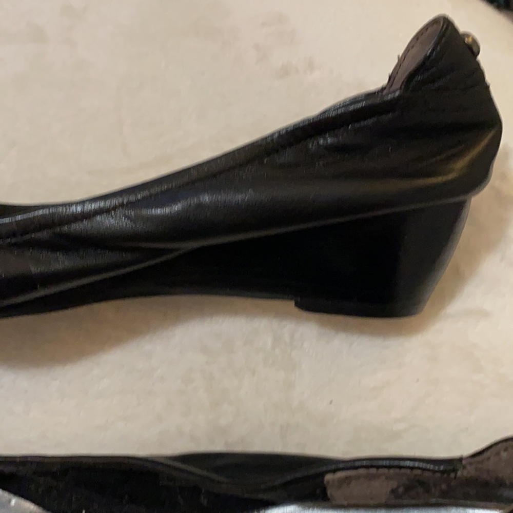 Guess Heels - Picture 4 of 11